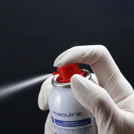 Endo Ice 200 ml Maquira. Endo Ice se utiliza para las pruebas de vitalidad porque tiene la capacidad de enfriarse cua...